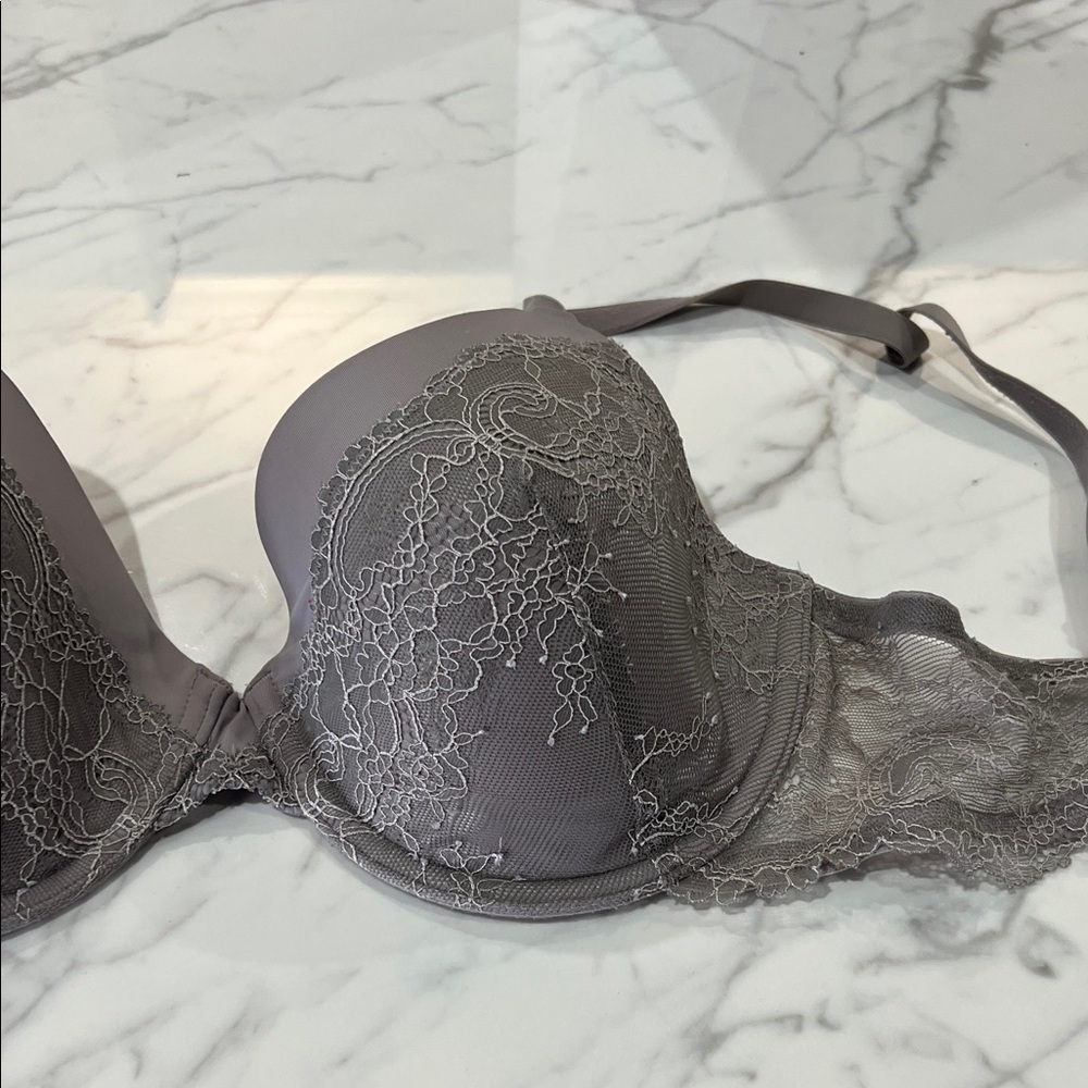 Elegant GAP body Lace Underwire Bra - Gray